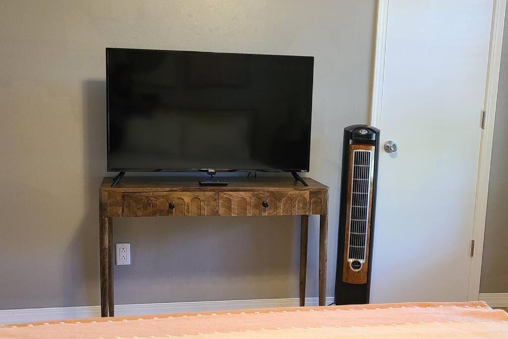Centrally Located In Rogers And Bentonville! -Private Rooms Eksteriør bilde