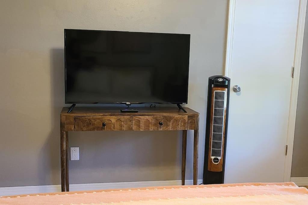 Centrally Located In Rogers And Bentonville! -Private Rooms Eksteriør bilde